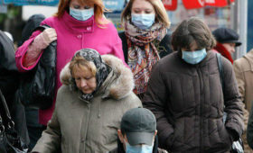 В московских аптеках раскупили одноразовые маски