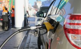 Эксперты рассчитали рост цен на бензин в случае отмены демпфера
