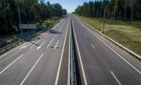 Платная трасса М-12: первый километр асфальта уложен на участке во Владимирской области