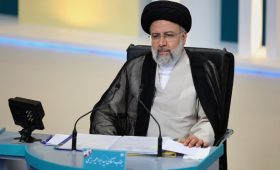 Президент Ирана призвал судить Трампа за убийство генерала Сулеймани»/>