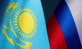 Госсоветник Казахстана и министр культуры России обсудили сотрудничество двух стран