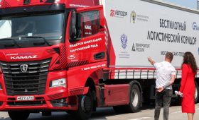 Из Петербурга в Москву отправились беспилотные грузовики. Что они собой представляют и когда полностью заменят водителей?