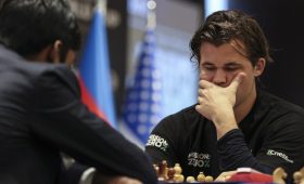 Магнус Карлсен выиграл Кубок мира по шахматам в Баку