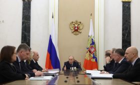 Путин связал рост инфляции с перенастройкой налоговой системы»/>