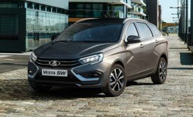 Lada Vesta получила новую версию с климат-контролем и телематикой, цена известна