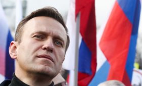 Прокуратура предостерегла москвичей от участия во встрече Навального