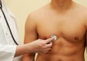 Озвучены симптомы рака груди у мужчин