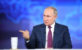 Путин сообщил о планах назначить новых кураторов территорий в кабмине