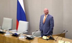 Сын Жириновского отказался от участия в выборах на фоне конфликта с отцом