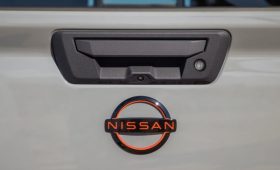 Nissan может выпустить компактный пикап, который составит конкуренцию Hyundai Santa Cruz