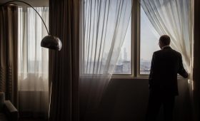 На «золотые визы» в России подали граждане США, Китая, Ирана»/>