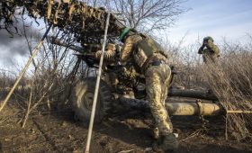 Украина передала Эстонии список желаемой военной помощи на €100 млн»/>