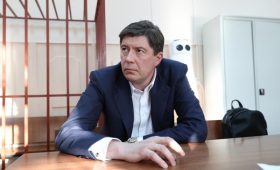 Апелляционный суд утвердил отказ взыскать с Хотина ₽238 млрд»/>